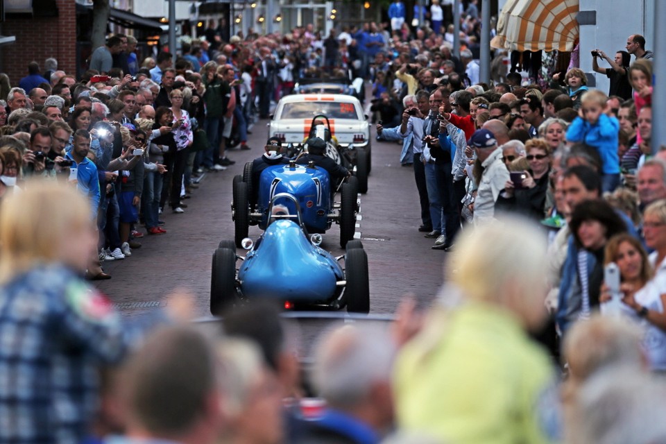 Parade vand e Historic Grand Prix. Foto Circuitpark Zandvoort