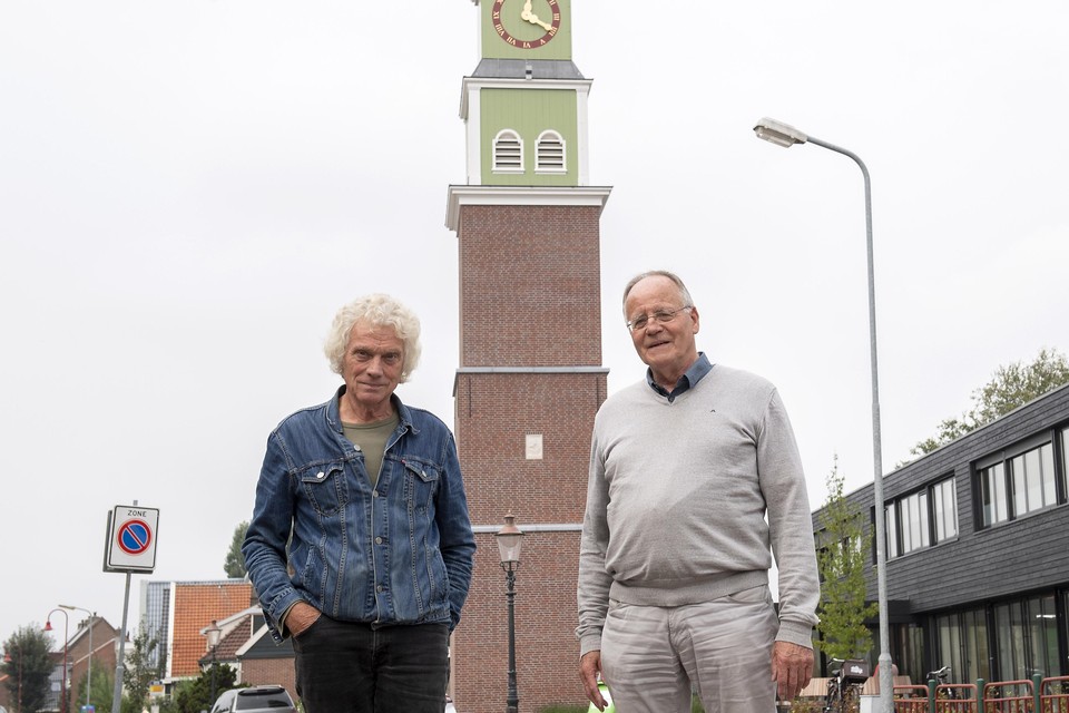 Frans Koelemeijer en Albert Stol van het Historisch Genootschap Wormer.