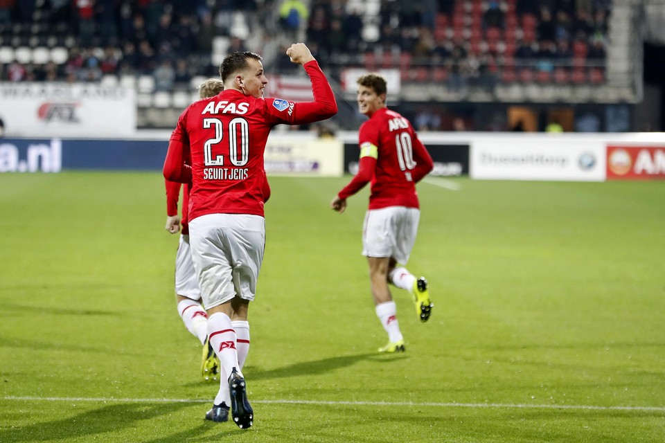 Mats Seuntjens heeft de 1-0 gescoord tegen VVV Venlo.