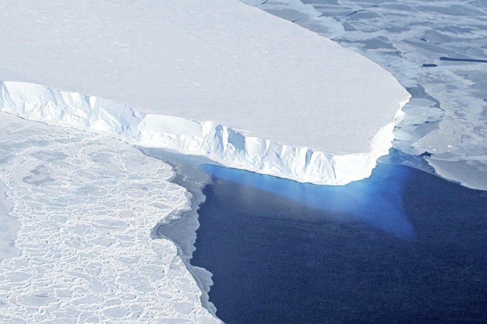 De Thwaites gletsjer dreigt los te scheuren met ernstige gevolgen voor de stijging van de zeespiegel.