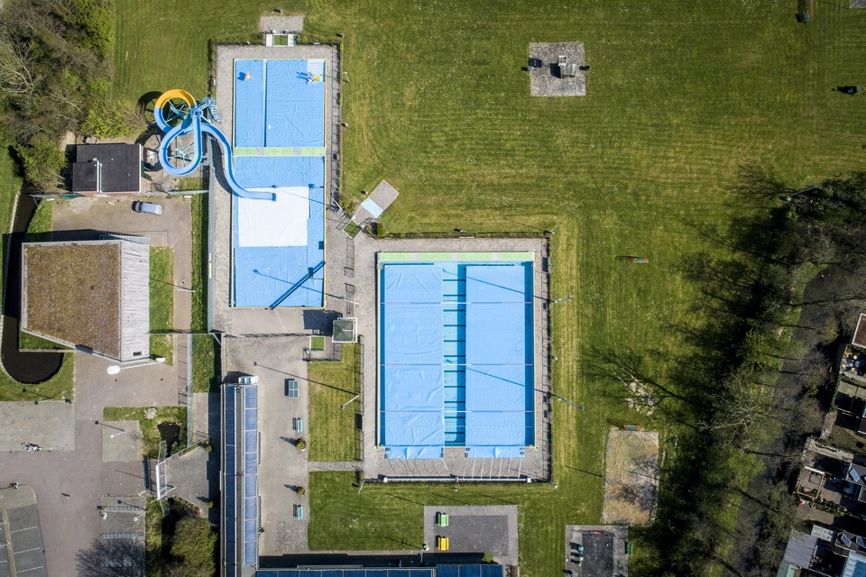 Zwembad De Zien, gezien vanuit een drone.