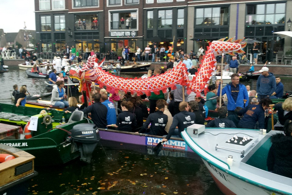 Ruim 200 boten Lichtjesavond Alkmaar. Foto: DNP.NU