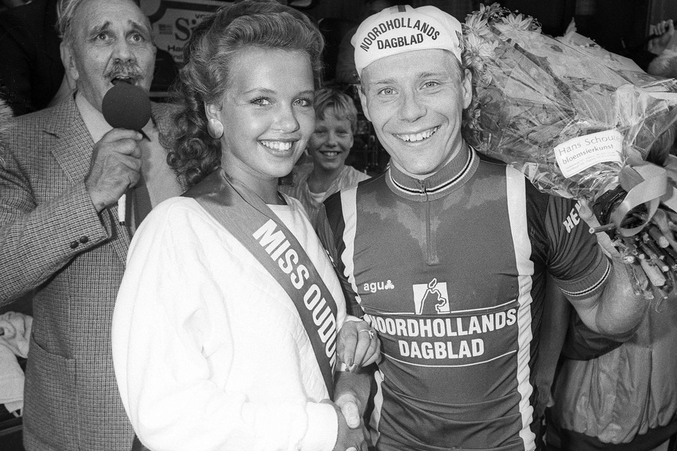 Ron Bessems, de winnaar in 1984 van de Ronde van Oudorp, met de rondemiss.