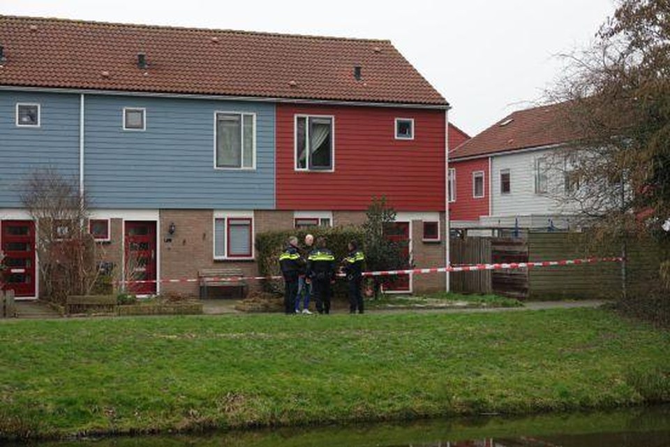De woning in Purmerend werd afgezet na de overval.
