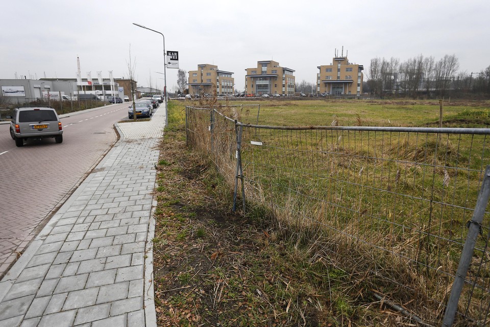 Bedrijventerrein Nijverheidslaan in Weesp wordt volgens het CDA heen en weer geslingerd tussen steeds andere keuzes van de politiek: eerst bedrijventerrein, dan weer woningbouw.