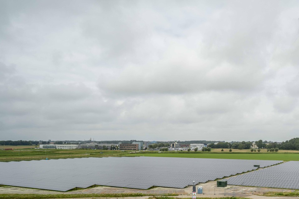 Verduurzaming tot nu: zonnepanelenveld Kooypunt, Den Helder.