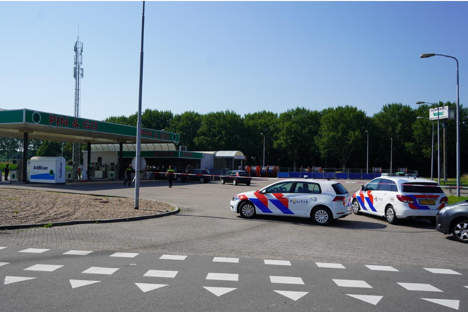 OM: Zaak van 19-jarige overvalverdachte tankstation Nieuwe wordt apart anderen behandeld Noordhollandsdagblad