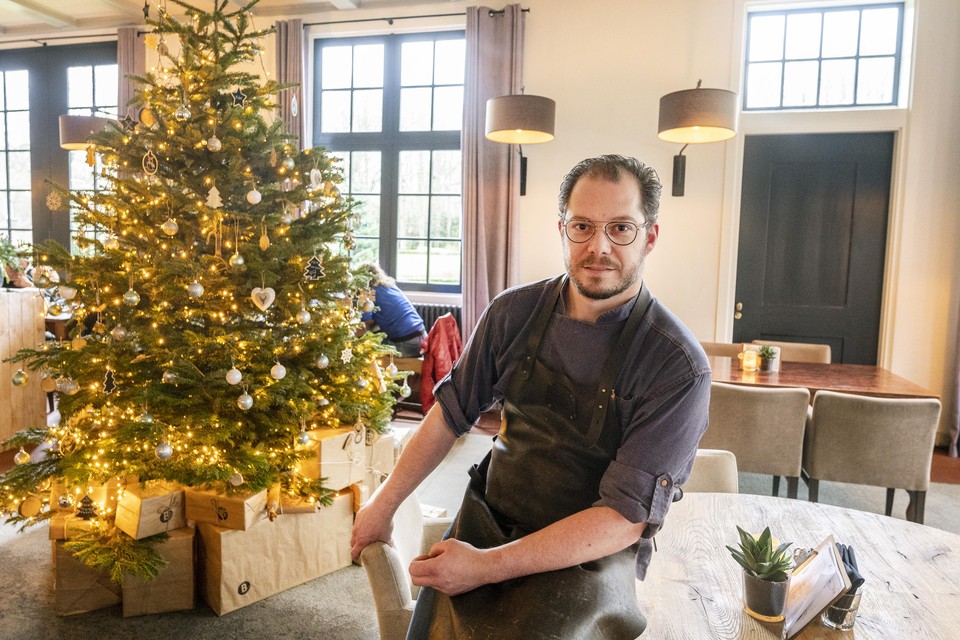 Michel Nijsten, eigenaar van Brasserie Beeckestijn: ,,Het belangrijkste is dat er een leuke dag wordt georganiseerd. Dat is tenslotte de kerstgedachte.’’