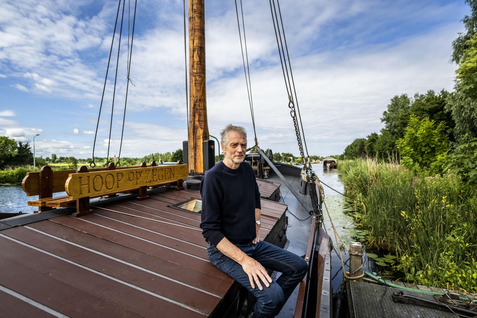 Gabe de Vries schreef een boek over het schip Hoop op Zegen.