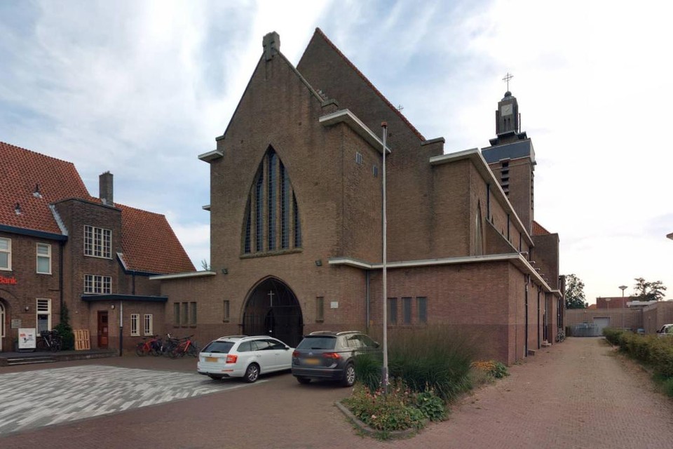 In de katholieke kerk in Hoogkarspel wordt dinsdag een oosters-orthodoxe paasviering gehouden.