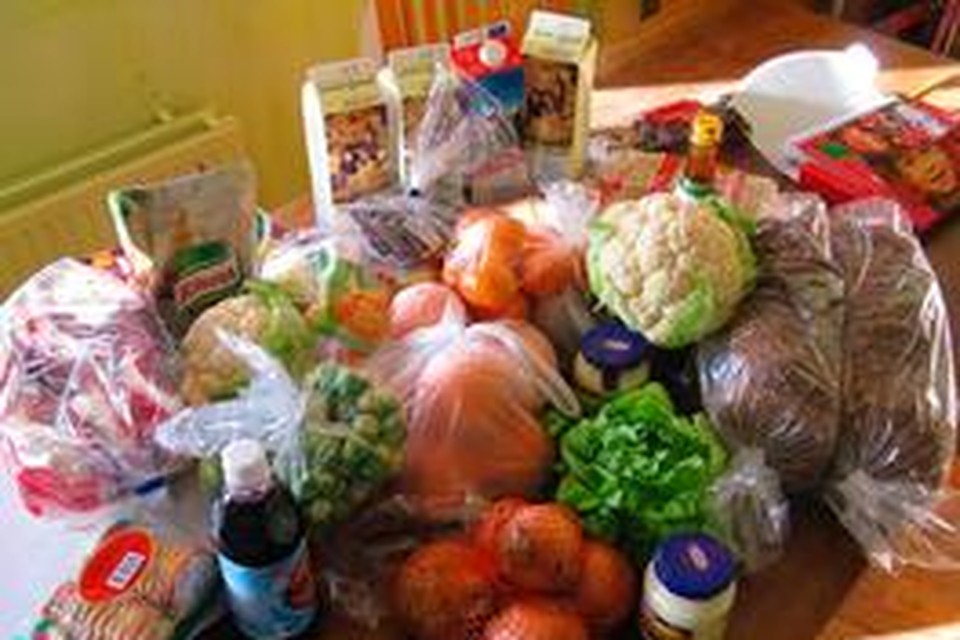 Tientallen kerstpakketten voor Helderse voedselbank