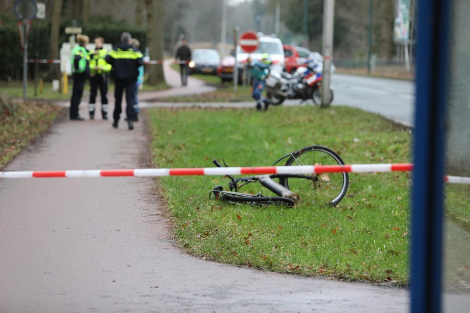 De fietser die gisteren om het leven kwam bij een aanrijding op de Crailoseweg in Blaricum is een 89-jarige man.