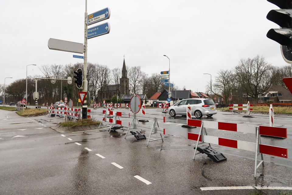 Wegafzettingen en -afsluitingen langs de A.C. de Graafweg. Door het slechte weer konden er dit weekend weinig werkzaamheden verricht worden.