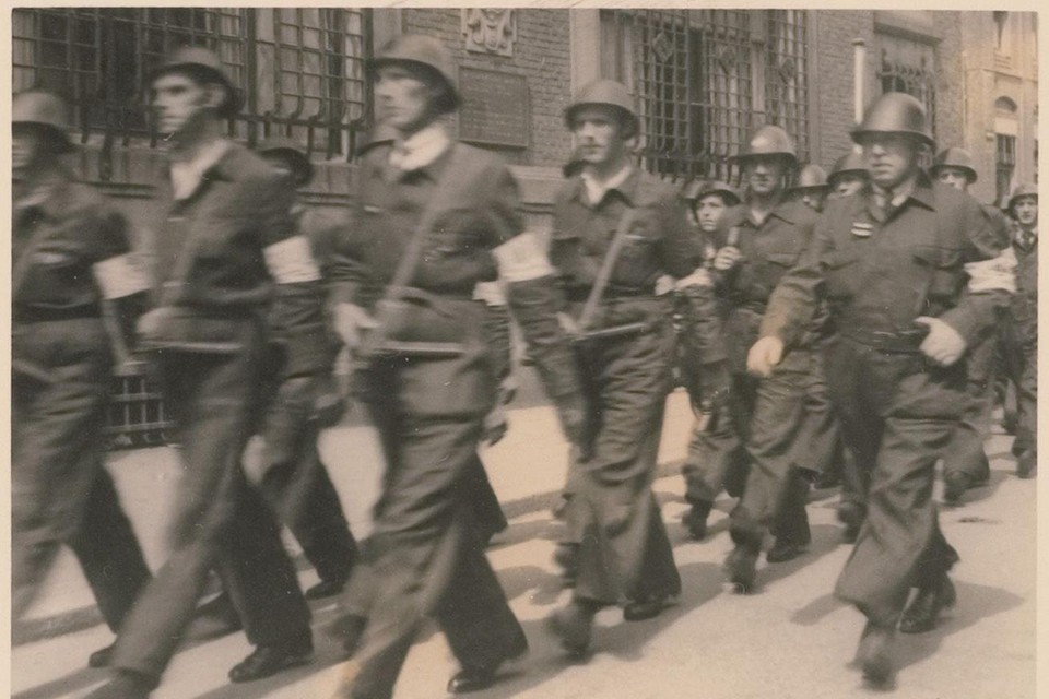 Bevrijdingsdagen, mei 1945: leden van de Binnenlandse Strijdkrachten.