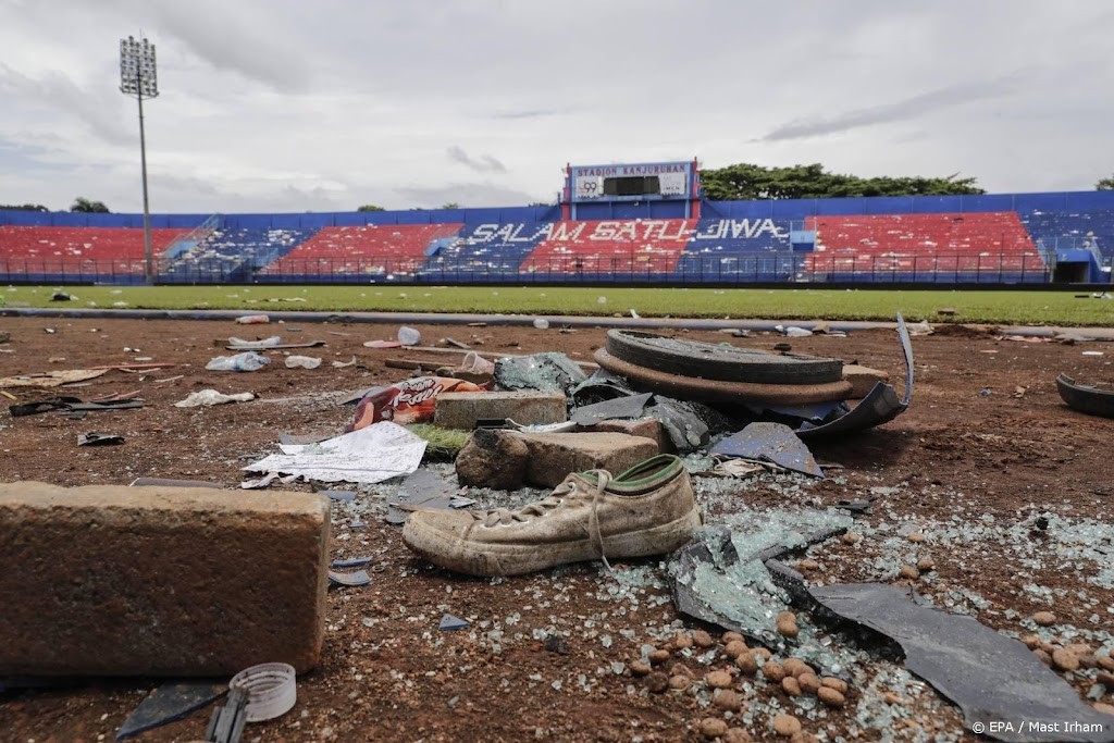 Bencana sepak bola di Indonesia disebabkan oleh gas air mata