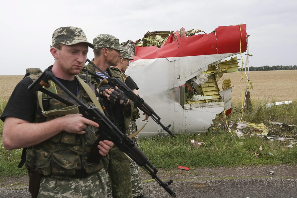 Het beschoten vliegtuig stortte neer in door separatisten gecontroleerd gebied.