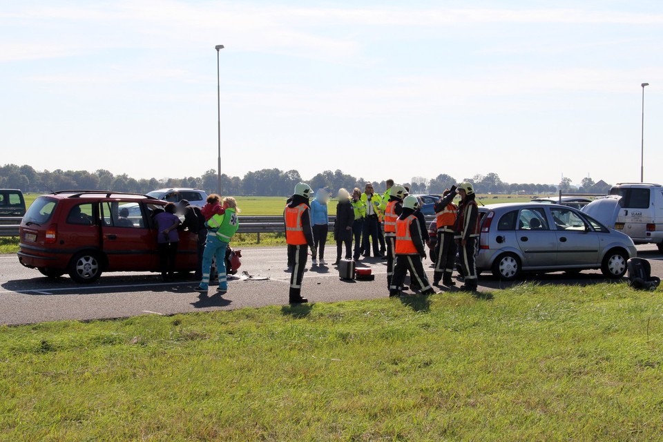 Twaalf gewonden bij kijker ongeluk A7 bij Wijdewormer. Foto: DNP.NU/ Lorenzo Derksen en Jelle Brandsma