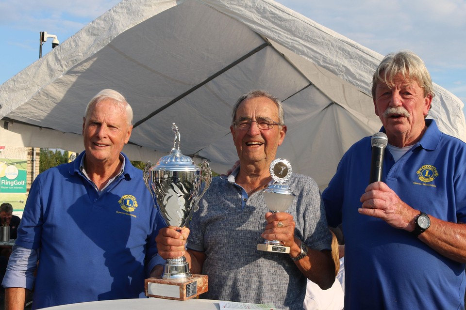 Na afloop van de 21ste editie van het Golf Open op de Vlietlanden werden de prijze verdeeld.