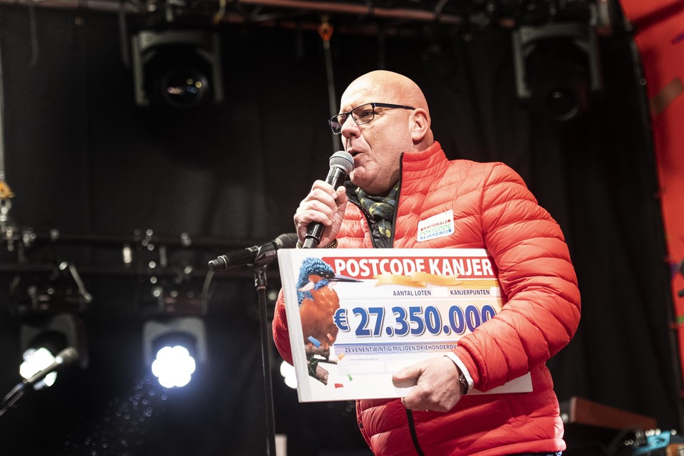 Gaston Starreveld tijdens de Postcode Loterij-uitreiking vorig jaar in Nieuw-Vennep.