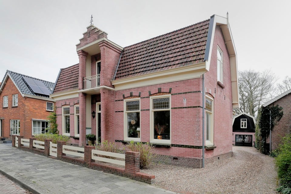 Een voormalige burgemeesterswoning in Nieuwe Niedorp.