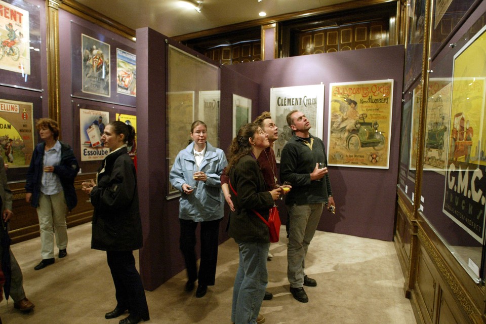 Het Affichemuseum in Hoorn bij de opening in 2005. Foto Marcel Rob