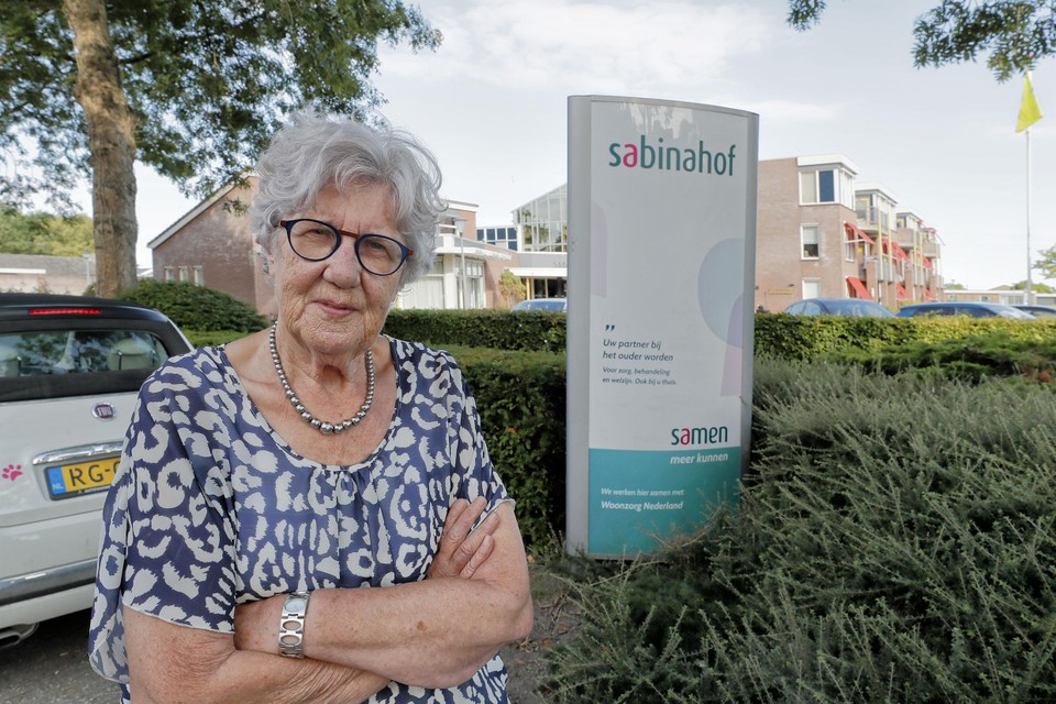 Mevrouw Stoop doet al regelmatig mee aan activiteiten voor ouderen in Sabinahof: ,,Ik voel me daar echt thuis.’’