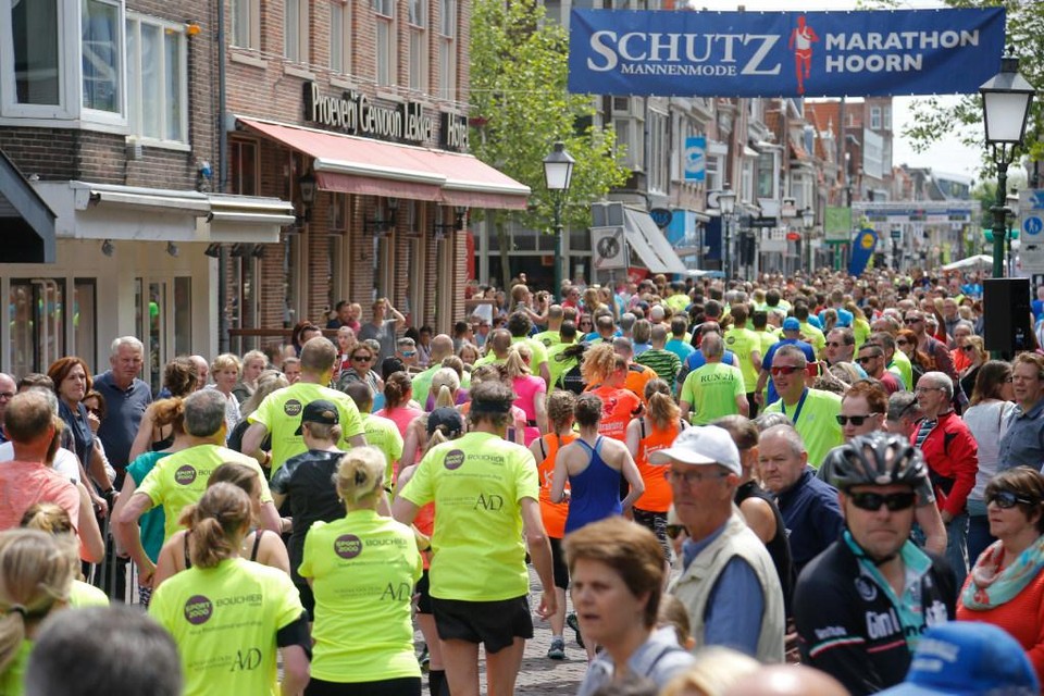 Zweten bij de marathon van Hoorn.