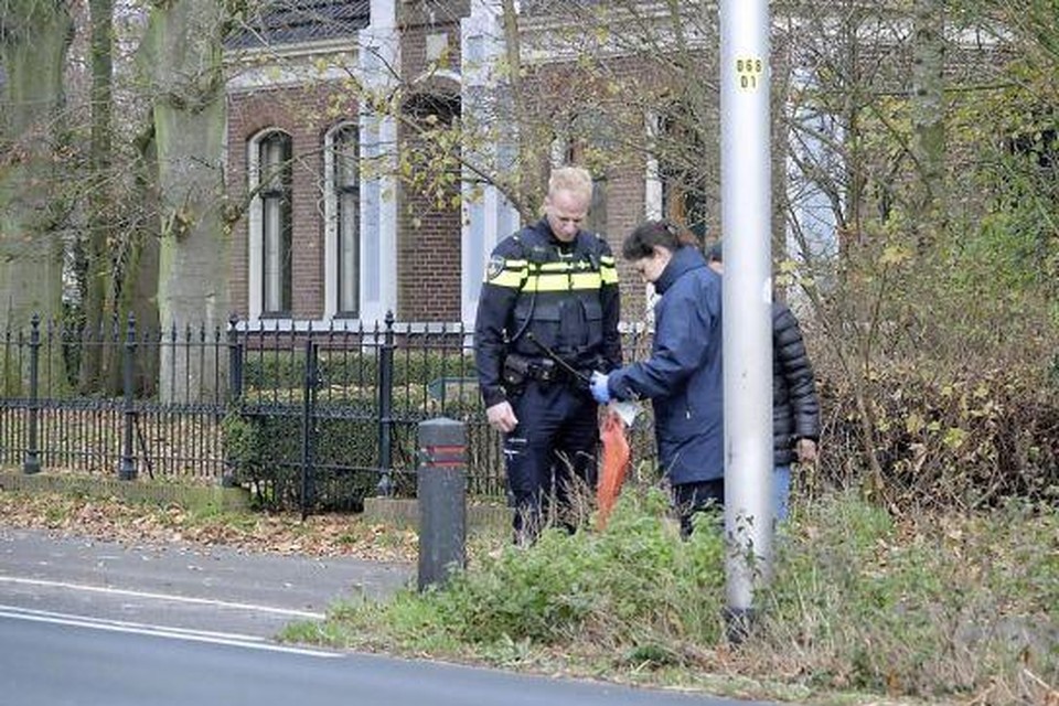 Politie-onderzoek in Egmond-Binnen nadat een hardloopster is neergestoken.