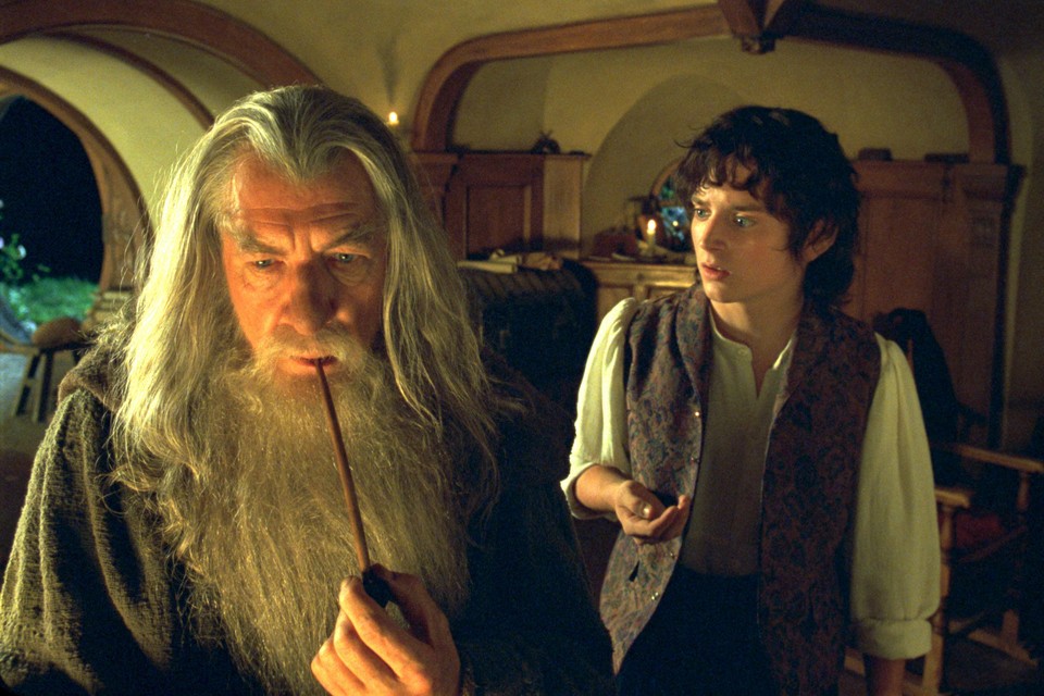 Ian McKellen als Gandalf en Elijah Wood als Frodo in ’The fellowship of the ring’.