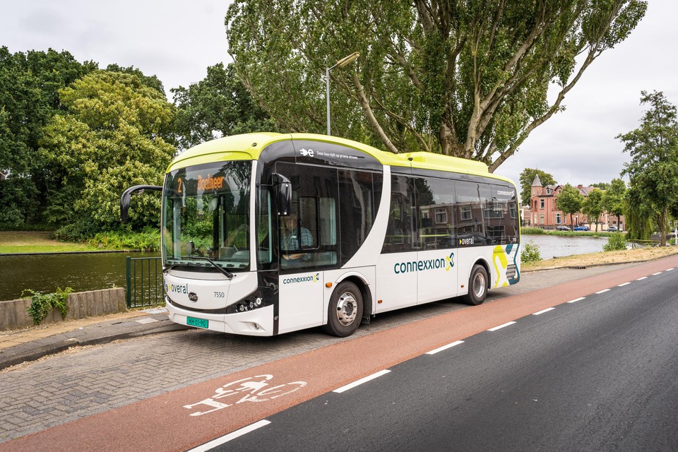 Een stadsbus van Connexxion in Alkmaar.