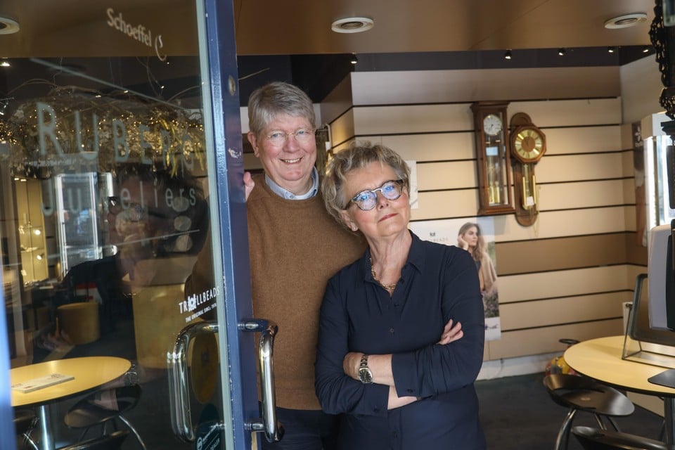 Juweliers John en Marga Rueter van Ruberg in Enkhuizen