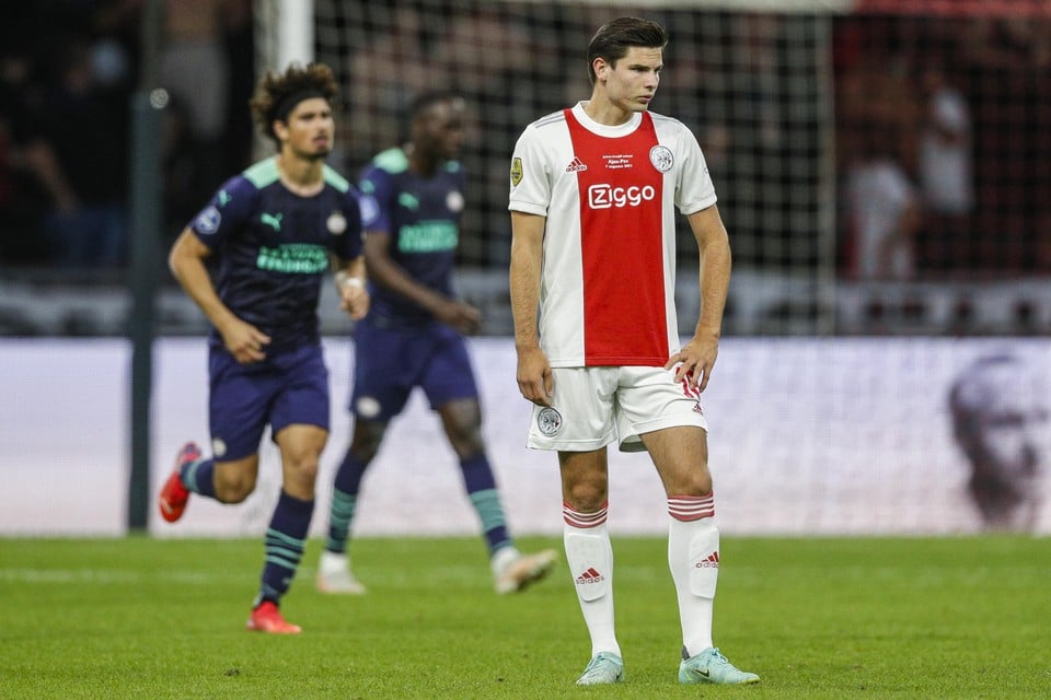 hop uit Kapper PSV geeft Ajax pak slaag en verovert Johan Cruijff Schaal |  Noordhollandsdagblad