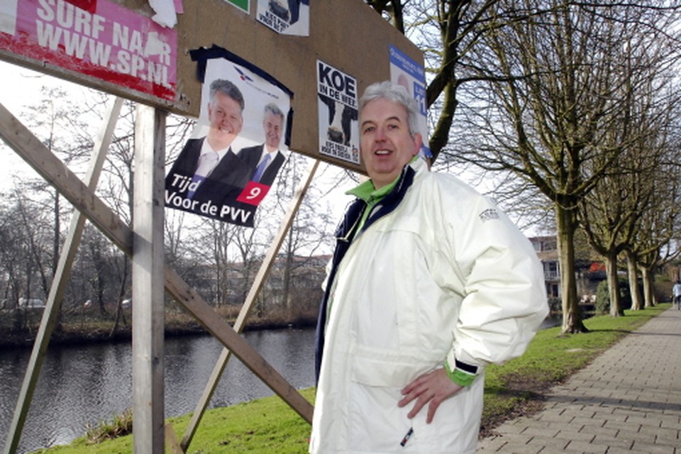 Arie Wim Boer, raadslid voor Leefbaar Purmerend en sinds kort ook weer kandidaat-Statenlid voor de PVV, staat altijd klaar voor zijn tante van 90. Archieffoto
