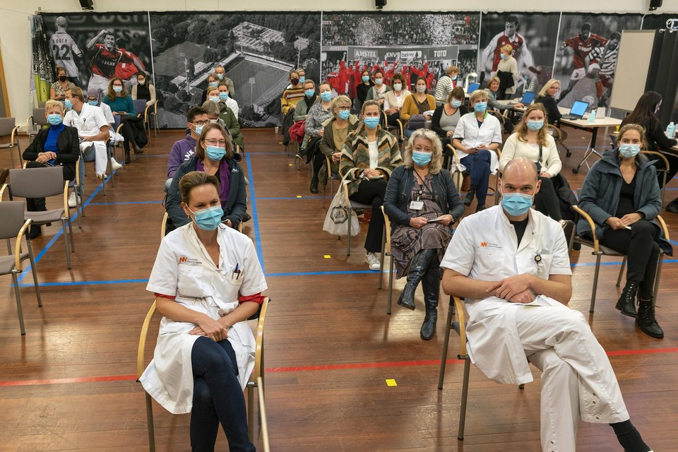 Vorige week kregen medewerkers in Alkmaarse Noord West Ziekenhuis al een boosterprik.