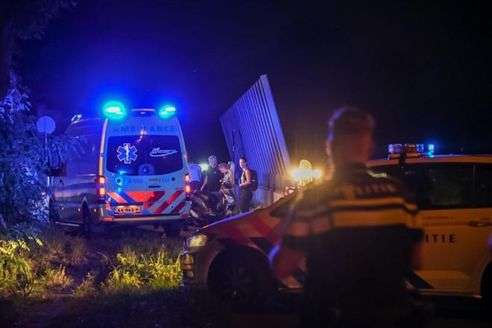 Bij het eenzijdige ongeluk op het fietspad langs de Vreelandseweg in Hilversum, kwam in augustus een negentienjarige scooterrijder om het leven.