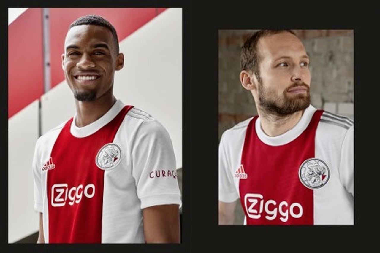 Decoratie servet telescoop Oude logo voor één seizoen terug op shirt van Ajax [video] |  Noordhollandsdagblad