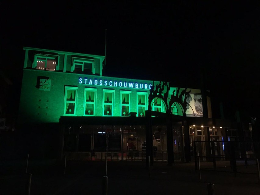 Stadsschouwburg Velsen in green light because of the care week