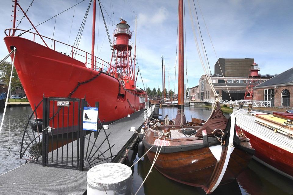 De Museumhaven is de thuishaven van verschillende houten klassieke schepen.
