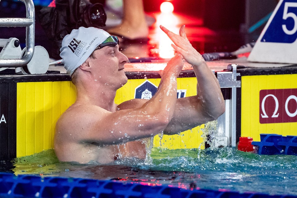 Thom de Boer na een race tijdens de wedstrijden uit de International Swimming League in Napels.