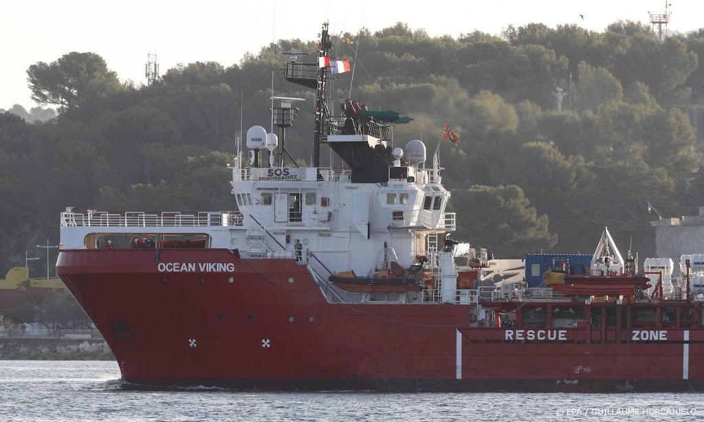 La nave migrante Ocean Viking è stata autorizzata ad attraccare in un porto italiano