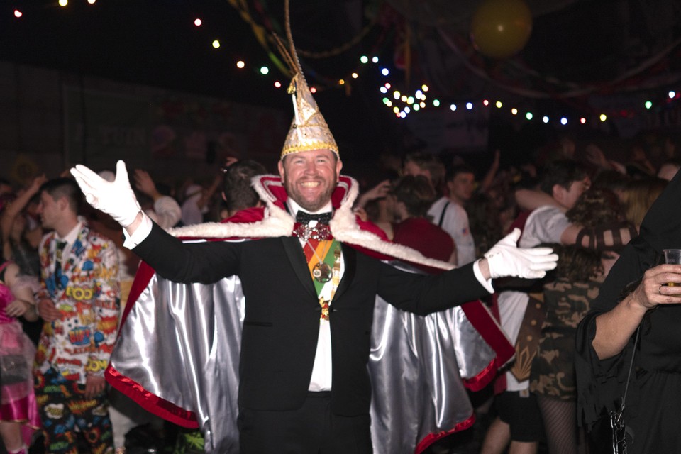 Prins Edwin de Eerste tijdens het laatste carnavalsfeest in Den Helder.