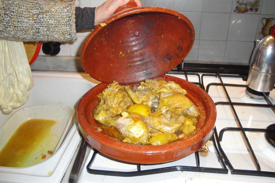 Een traditionele Marokkaanse tajine (niet dezelfde als die gebruikt werd in de woning in Hoorn).
