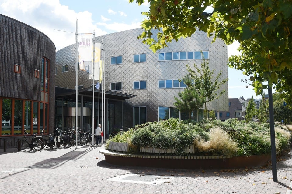 Het gemeentehuis van Heemskerk waar de gemeenteraad vergadert.