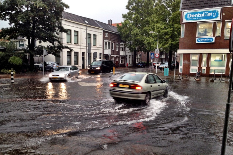 Wateroverlast in Zaandam.