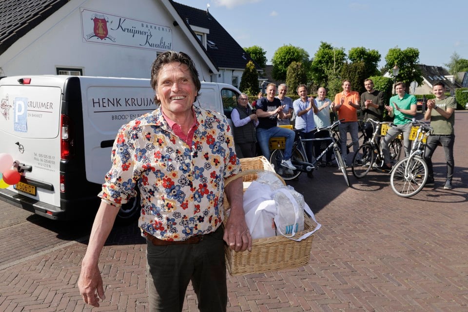 Henk Kruijmer stopt na vijftig jaar met broodventen.