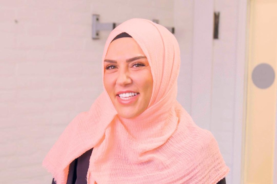 Fatma Kaya is één van de drie genomineerde jeugdzorgers van 2022.
