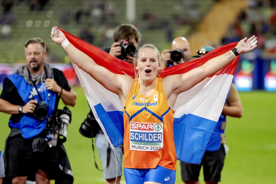 Europees kampioen Jessica Schilder stootte de kogel liefst 20,24 meter ver.