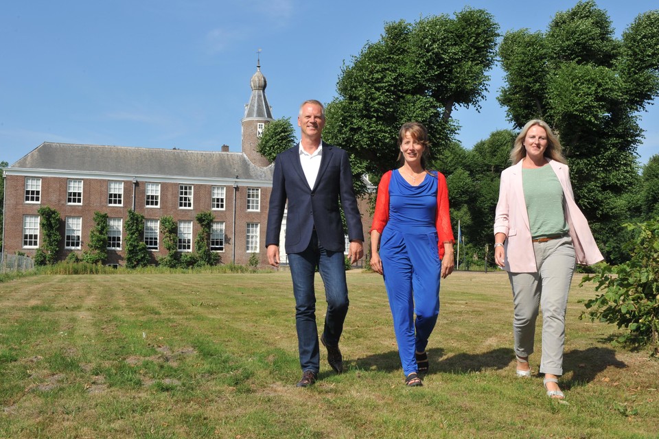 Patrick van Zuijlen, Pauline van der Lee en Irma Koorn kunnen moegestreden managers en ondernemers tijdens ’Eigen Fundament-retreats’ in korte tijd de weg wijzen om uit de misère te komen, stellen zij.