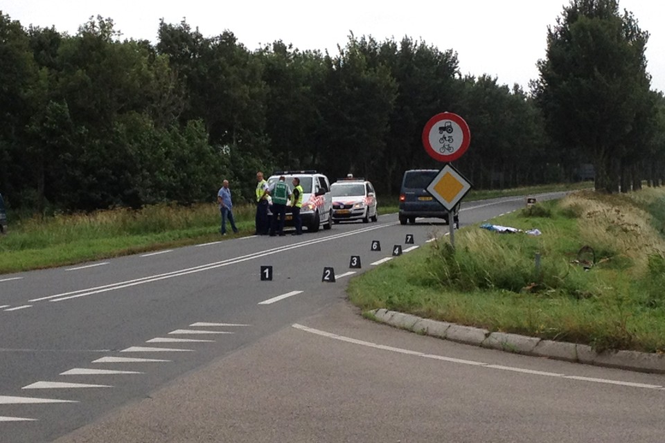 Fietser verongelukt bij Wervershoof. Foto DNP.nu