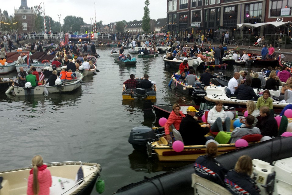 Ruim 200 boten Lichtjesavond Alkmaar. Foto: DNP.NU